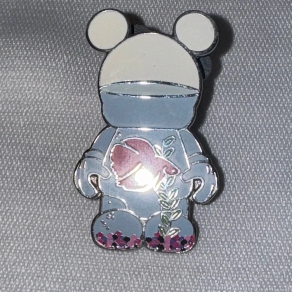 Disney Vinylmation Park Series #2 Beta Fish Mickey Aquaramouse pin.
